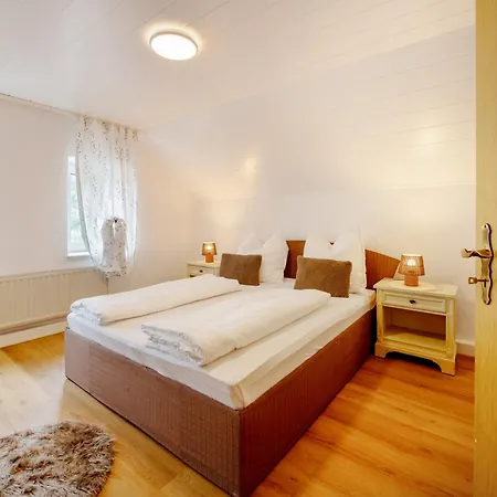 Schoene Aussicht Casa de Férias *